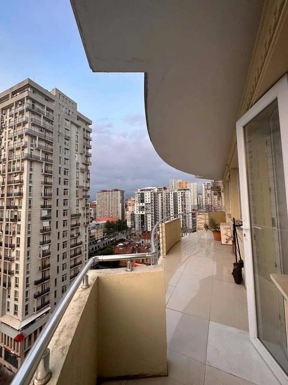 Квартира 2+1 в Батуми · Центр · 99 м² — Фото 7