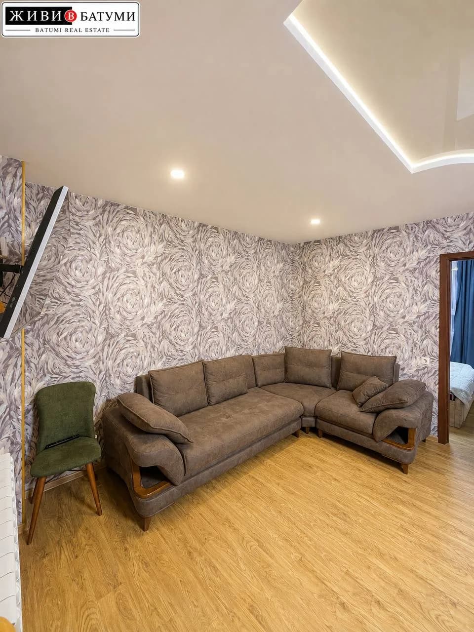 Квартира 2+1 в Батуми · Центр · 90 м² — Фото 3