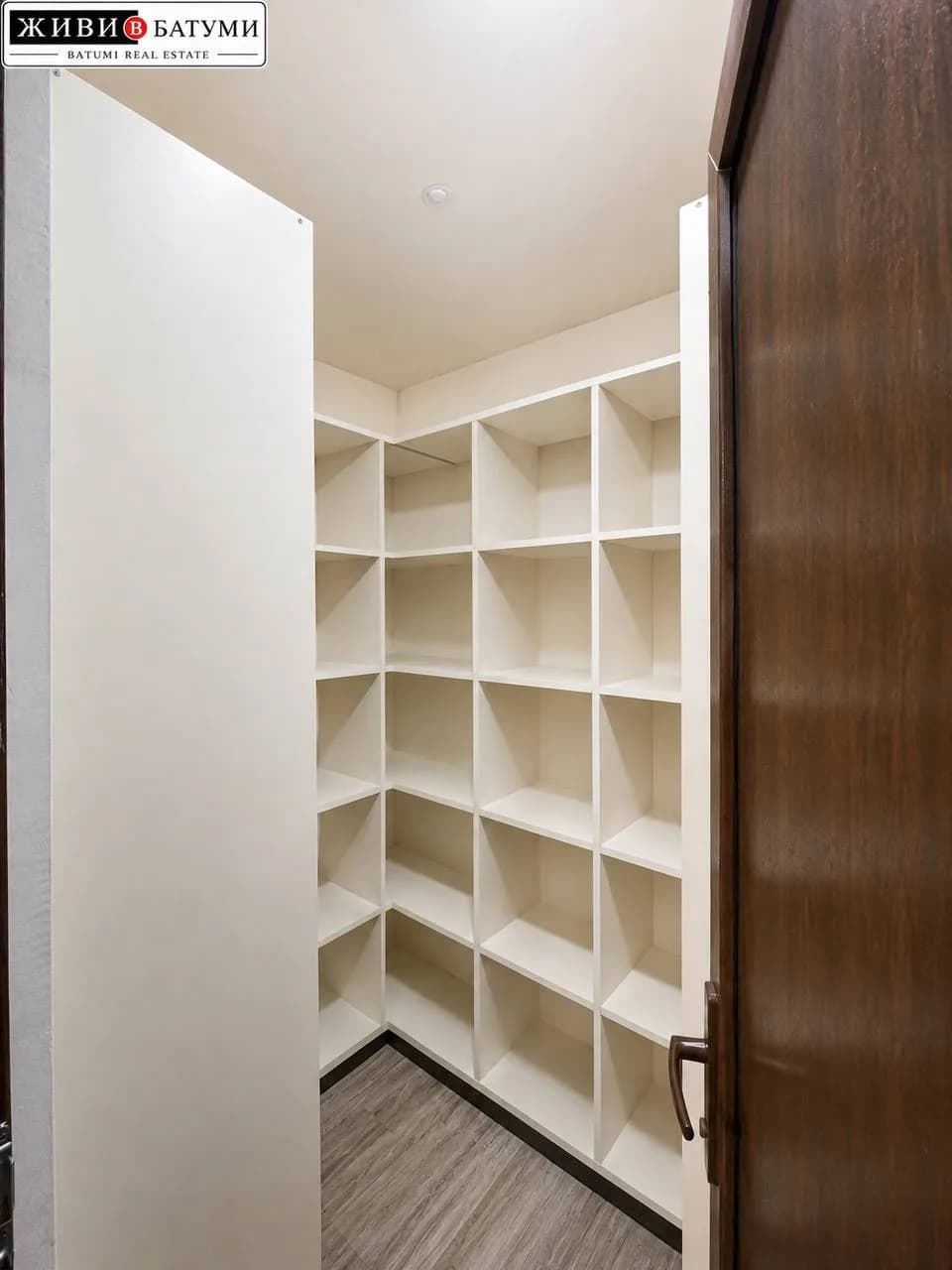 Квартира 2+1 в Батуми · Центр · 90 м² — Фото 7