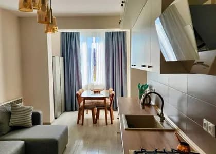 Квартира 1+1 в Батуми · Центр · 37 м²