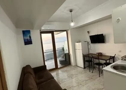 Квартира 1+1 в Батуми · Центр · 44 м²
