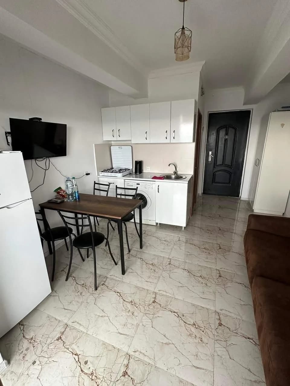 Квартира 1+1 в Батуми · Центр · 44 м² — Фото 4
