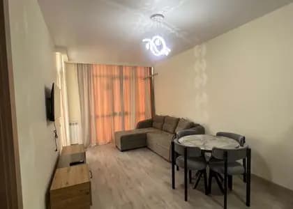 Квартира 1+1 в Батуми · Центр · 45 м²