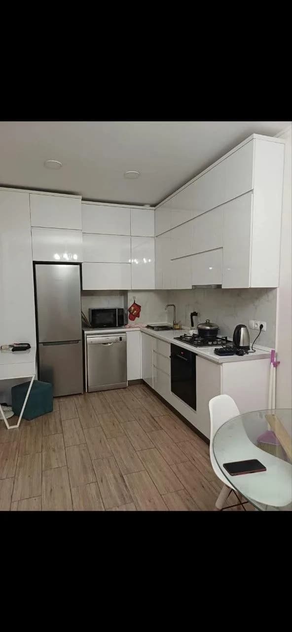 Квартира 1+1 в Батуми · Центр · 50 м² — Фото 1