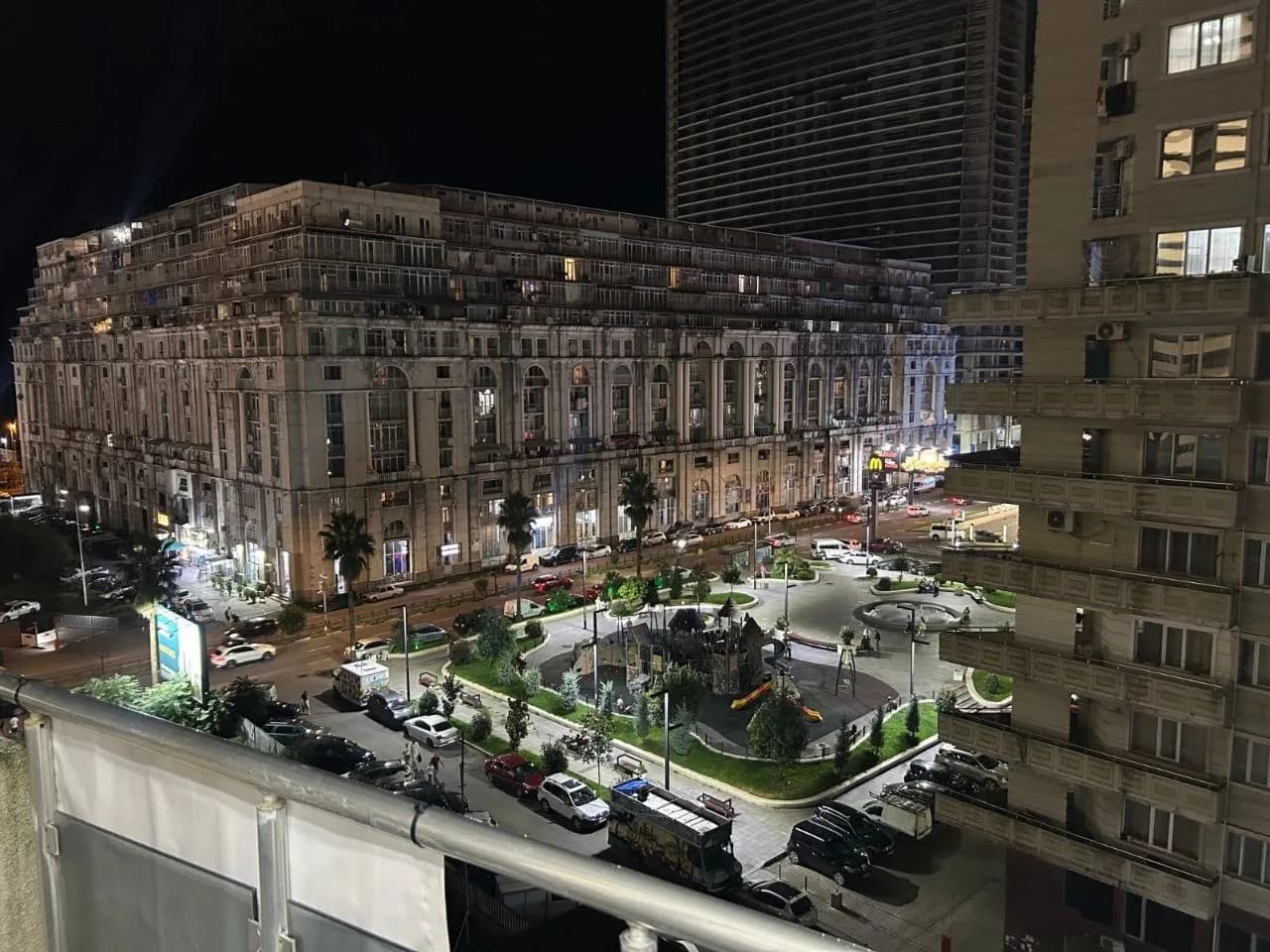 Квартира 1+1 в Батуми · 60 м² — Фото 10