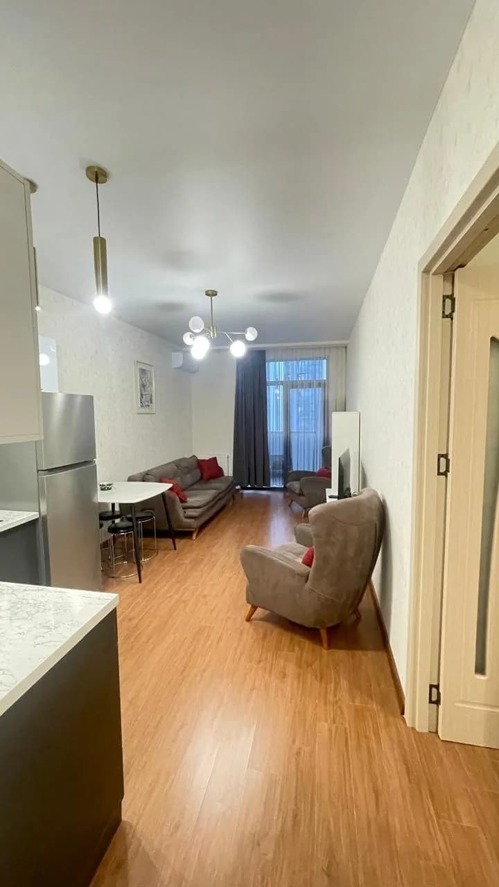 Квартира 1+1 в Батуми · Центр · 41 м² — Фото 2