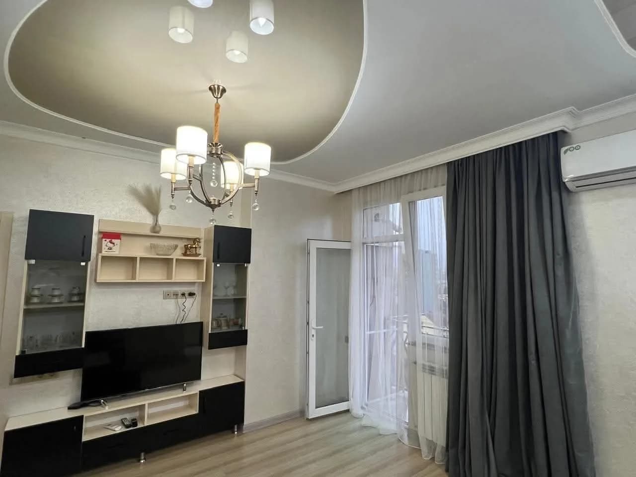 Квартира 2+1 в Батуми · Новый бульвар · 60 м² — Фото 1