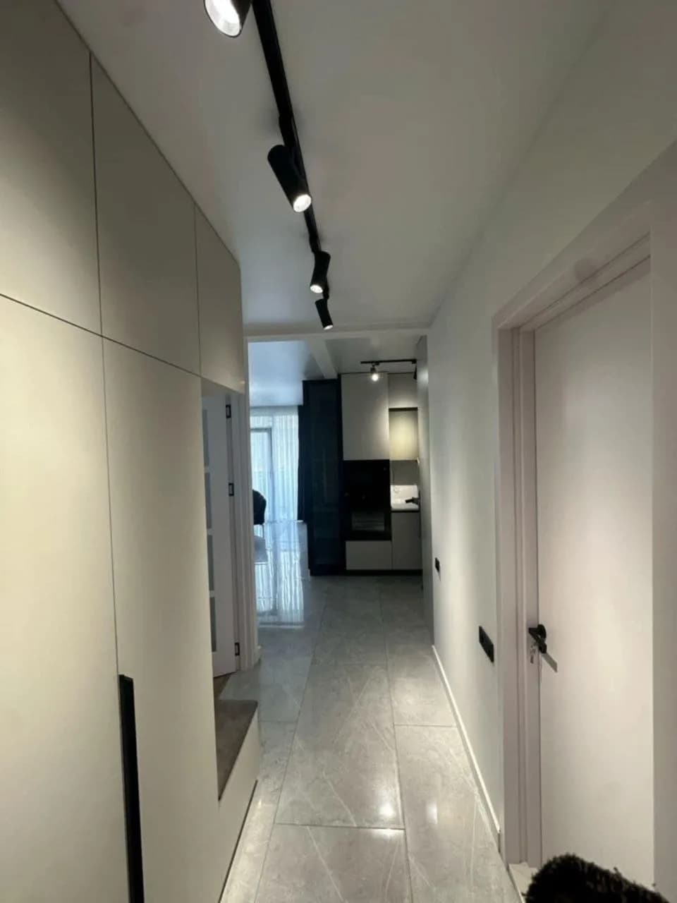 Квартира 2+1 в Батуми · Центр · 65 м² — Фото 10