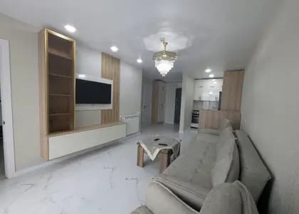 Квартира 2+1 в Батуми · Центр · 65 м²