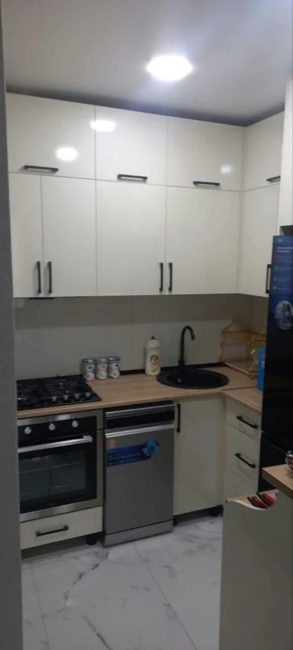 Квартира 2+1 в Батуми · Центр · 65 м² — Фото 2