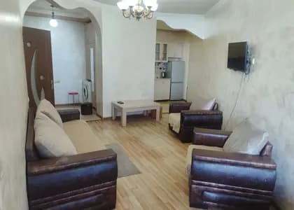 Квартира 2+1 в Батуми · Центр · 67 м²
