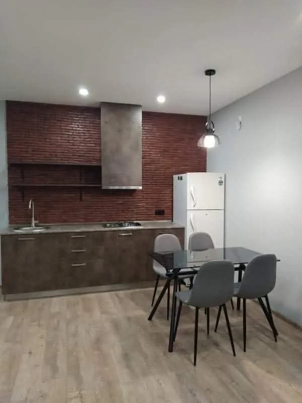 Квартира 1+1 в Батуми · Центр · 60 м² — Фото 2