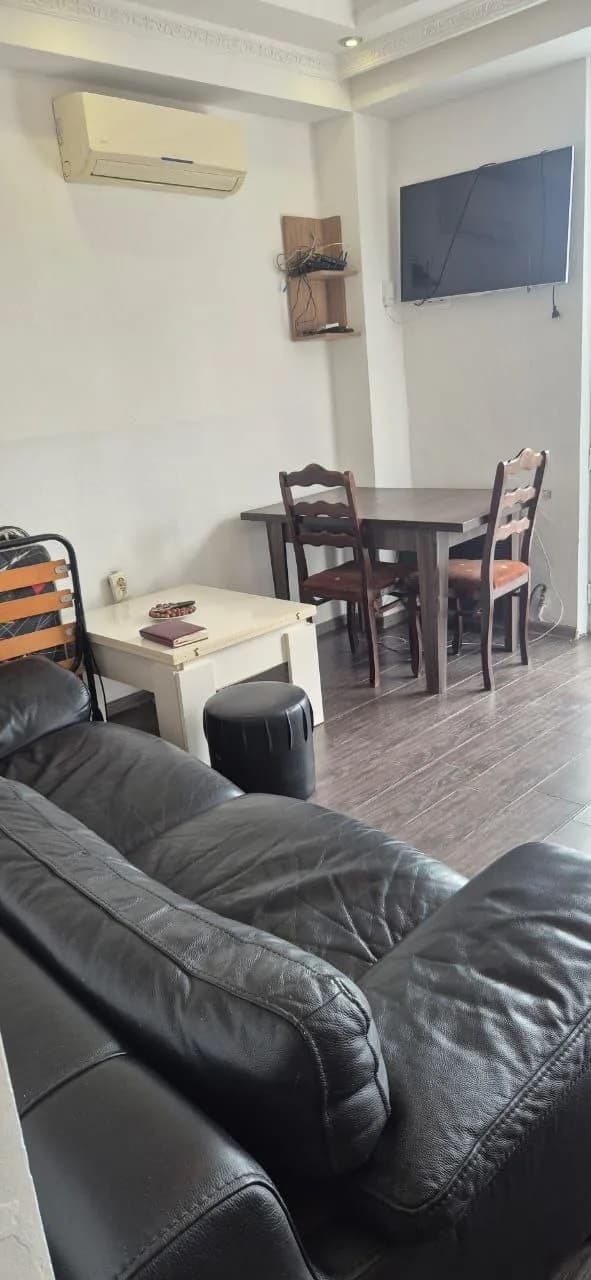 Квартира 1+1 в Батуми · Центр · 50 м² — Фото 2