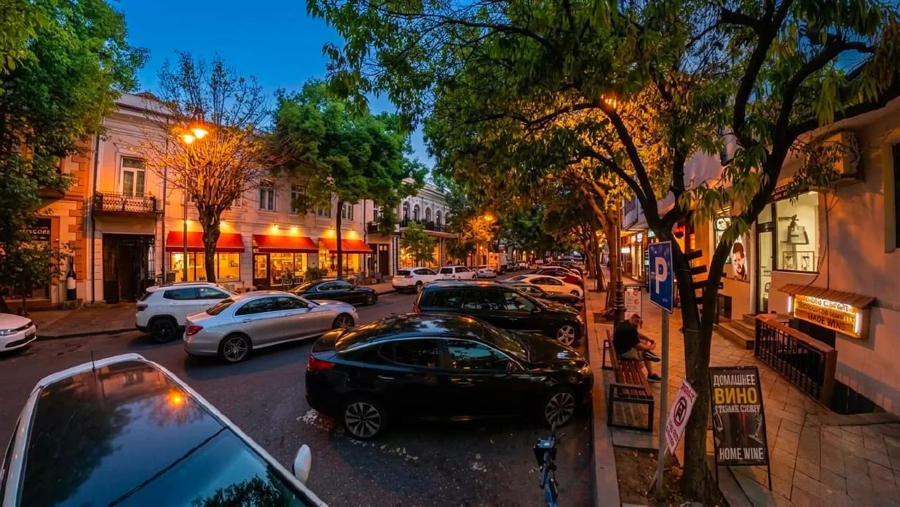 Квартира 1+1 в Батуми · Центр · 40 м² — Фото 3