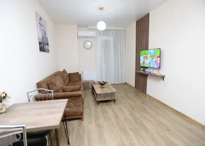 Квартира 1+1 в Батуми · Центр · 42 м²