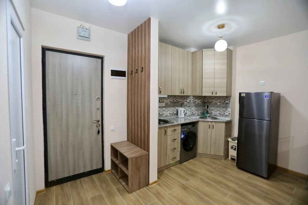 Квартира 1+1 в Батуми · Центр · 42 м² — Фото 2