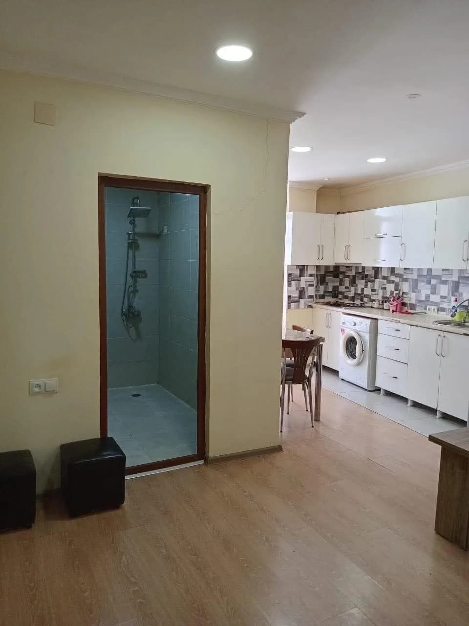 Квартира 2+1 в Батуми · Центр · 75 м² — Фото 2