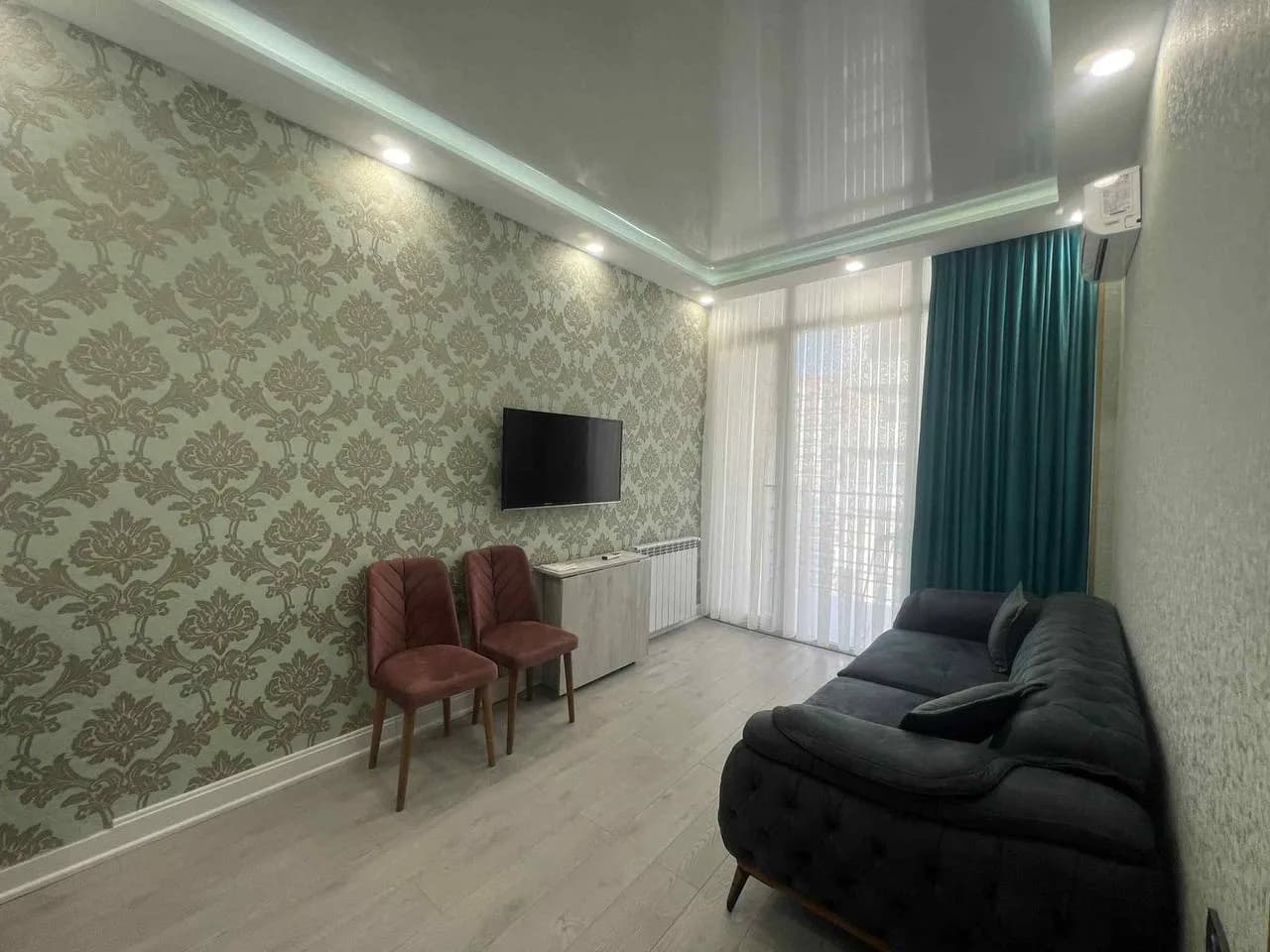Квартира в Батуми · Центр · 50 м² — Фото 3