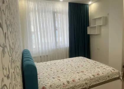 Квартира в Батуми · Центр · 50 м²