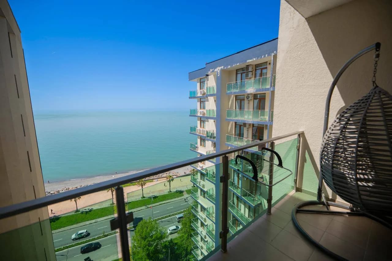 Студия в Батуми · 30 м² — Фото 4