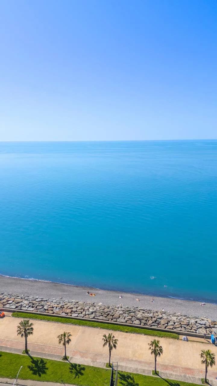 Студия в Батуми · 30 м² — Фото 6