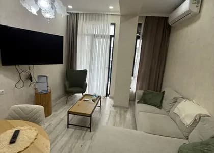 Квартира 1+1 в Батуми · Центр · 52 м²