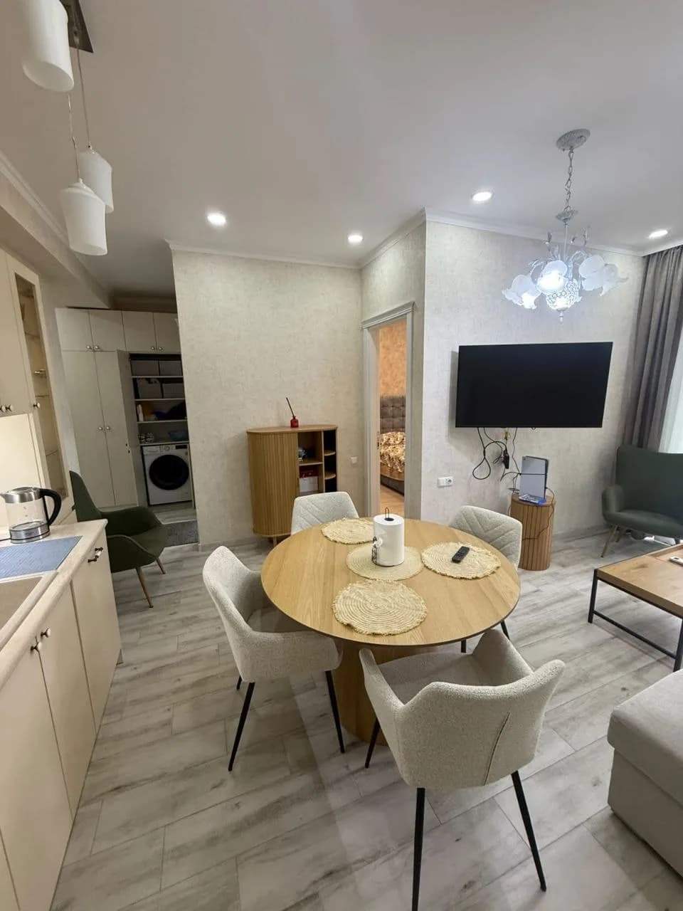 Квартира 1+1 в Батуми · Центр · 52 м² — Фото 4