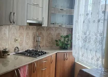 Квартира в Батуми · Центр · 80 м²