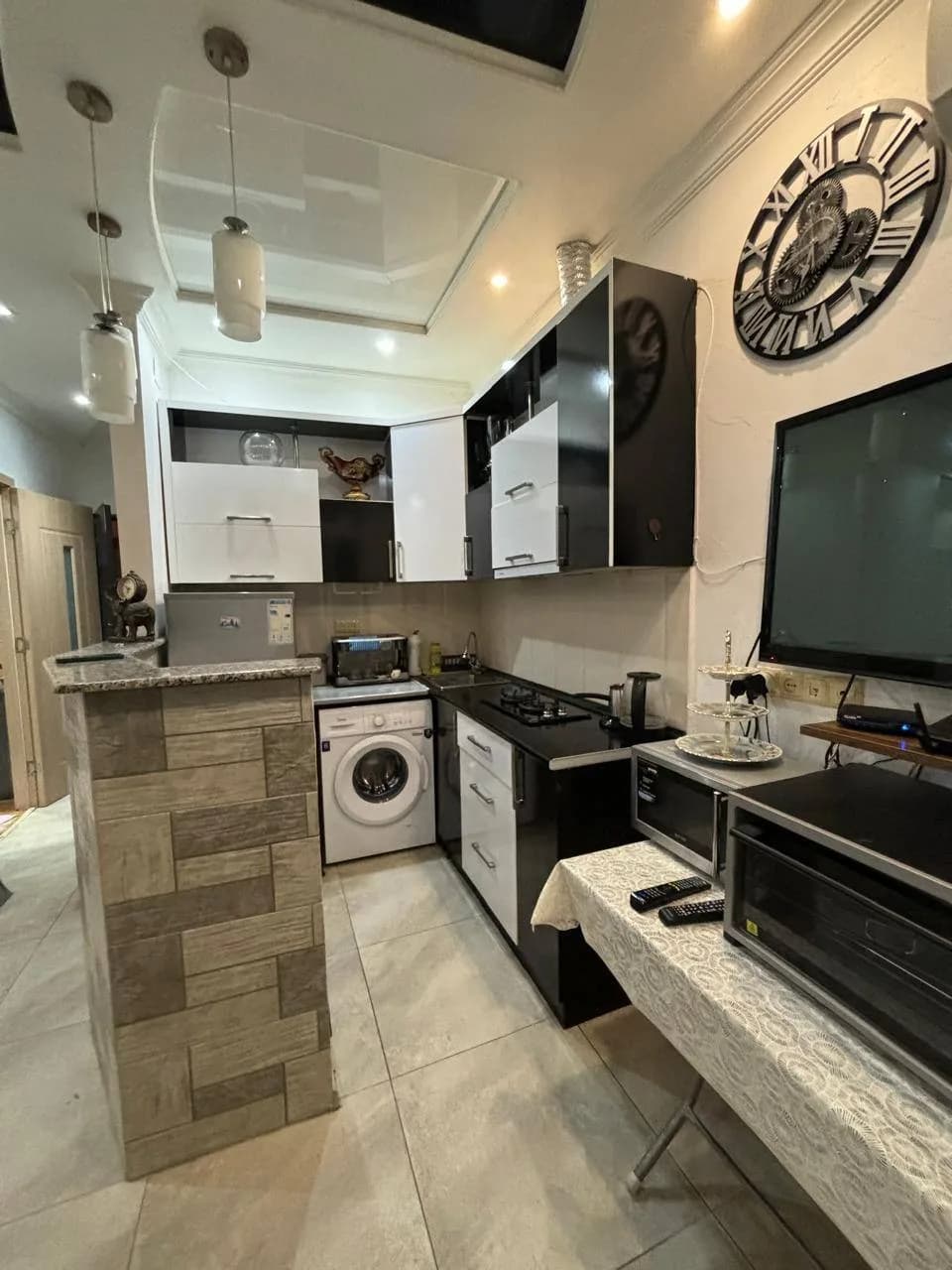 Квартира 1+1 в Батуми · Центр · 37 м² — Фото 2