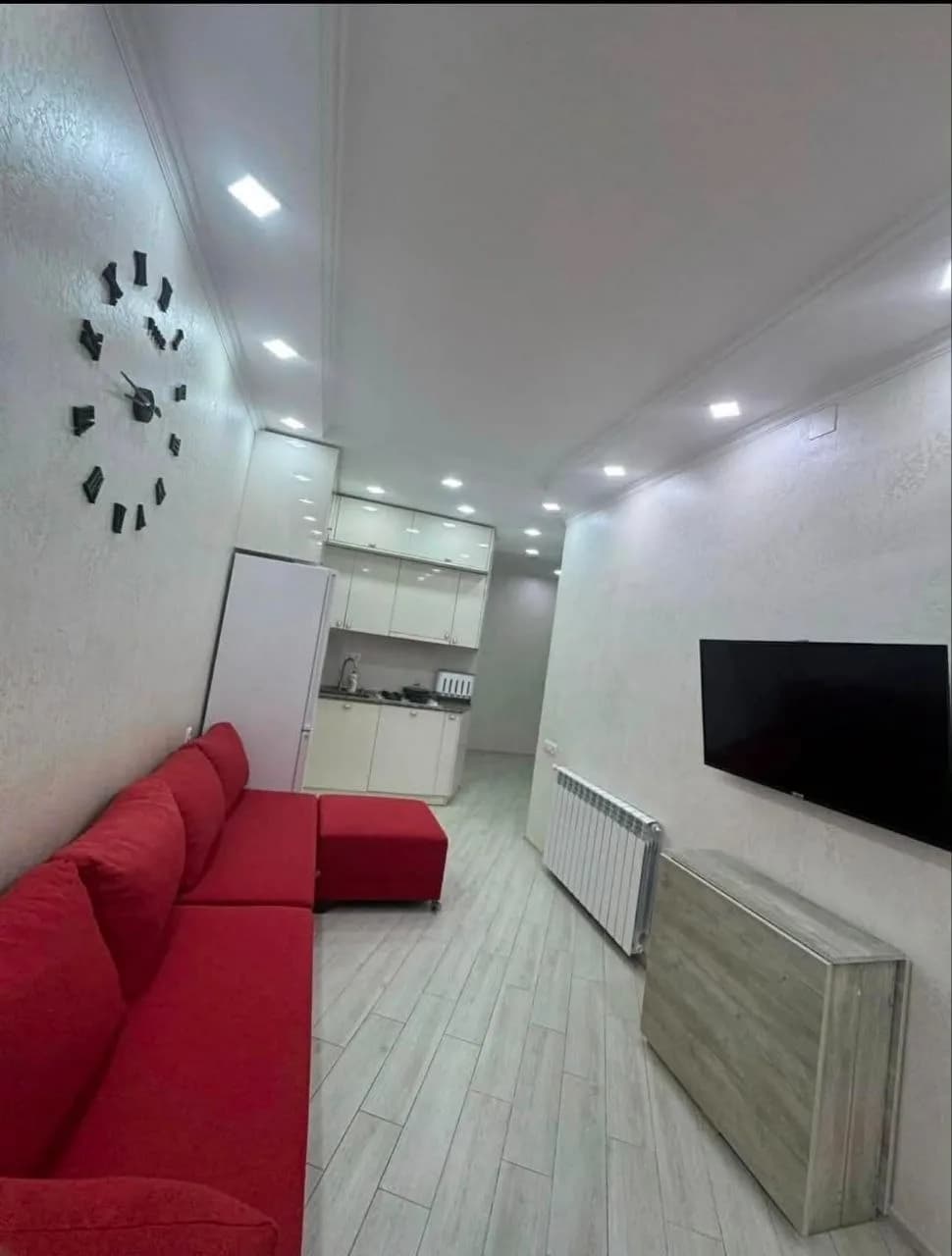 Квартира 2+1 в Батуми · Центр · 55 м² — Фото 2