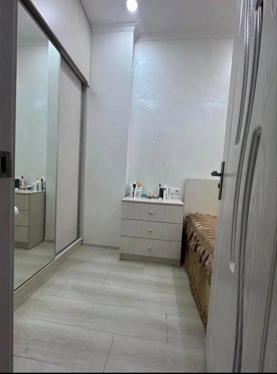 Квартира 2+1 в Батуми · Центр · 55 м² — Фото 4