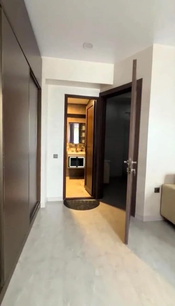 Квартира 1+1 в Батуми · 45 м² — Фото 10