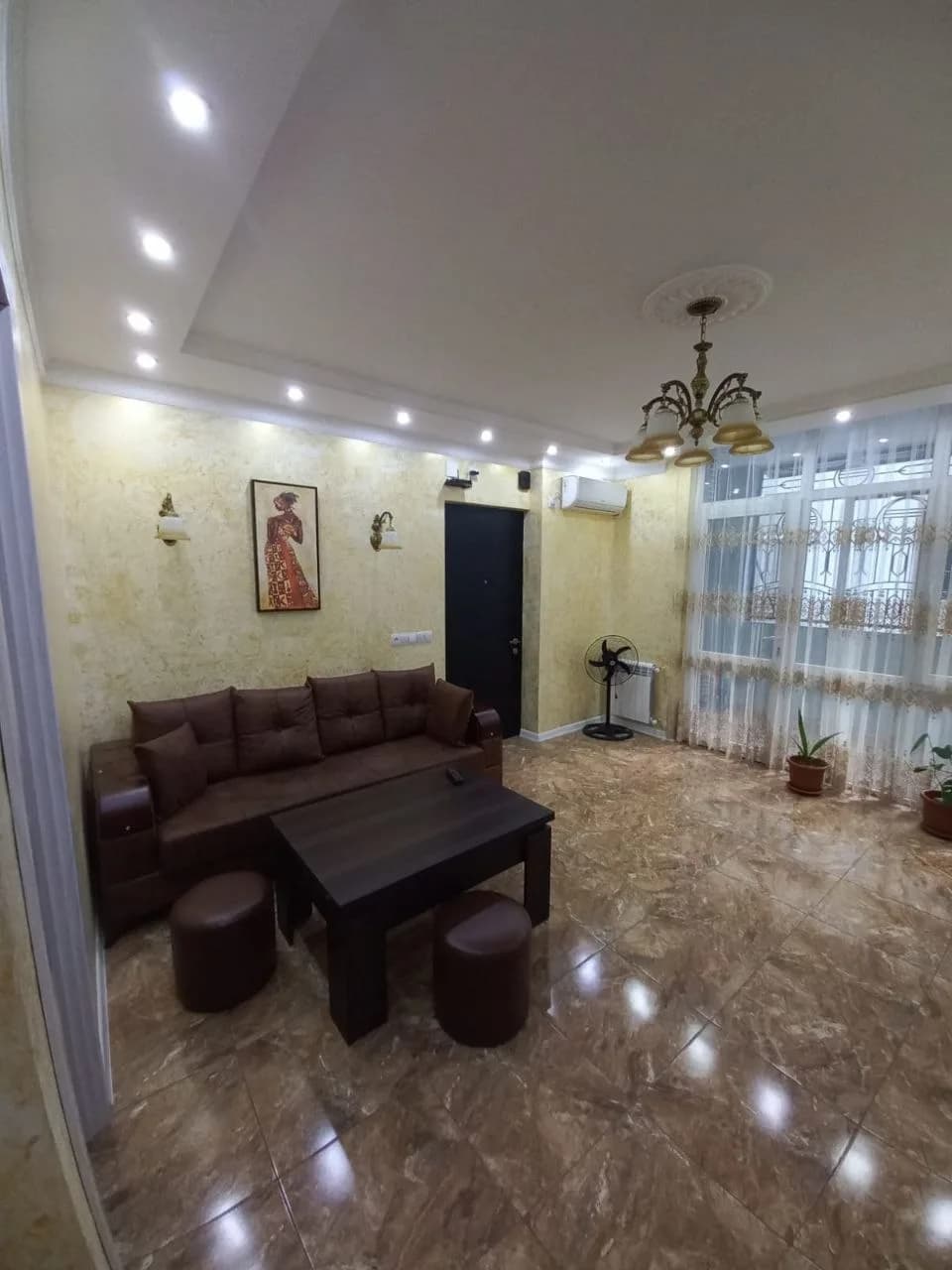 Квартира 1+1 в Батуми · Центр · 38 м² — Фото 2