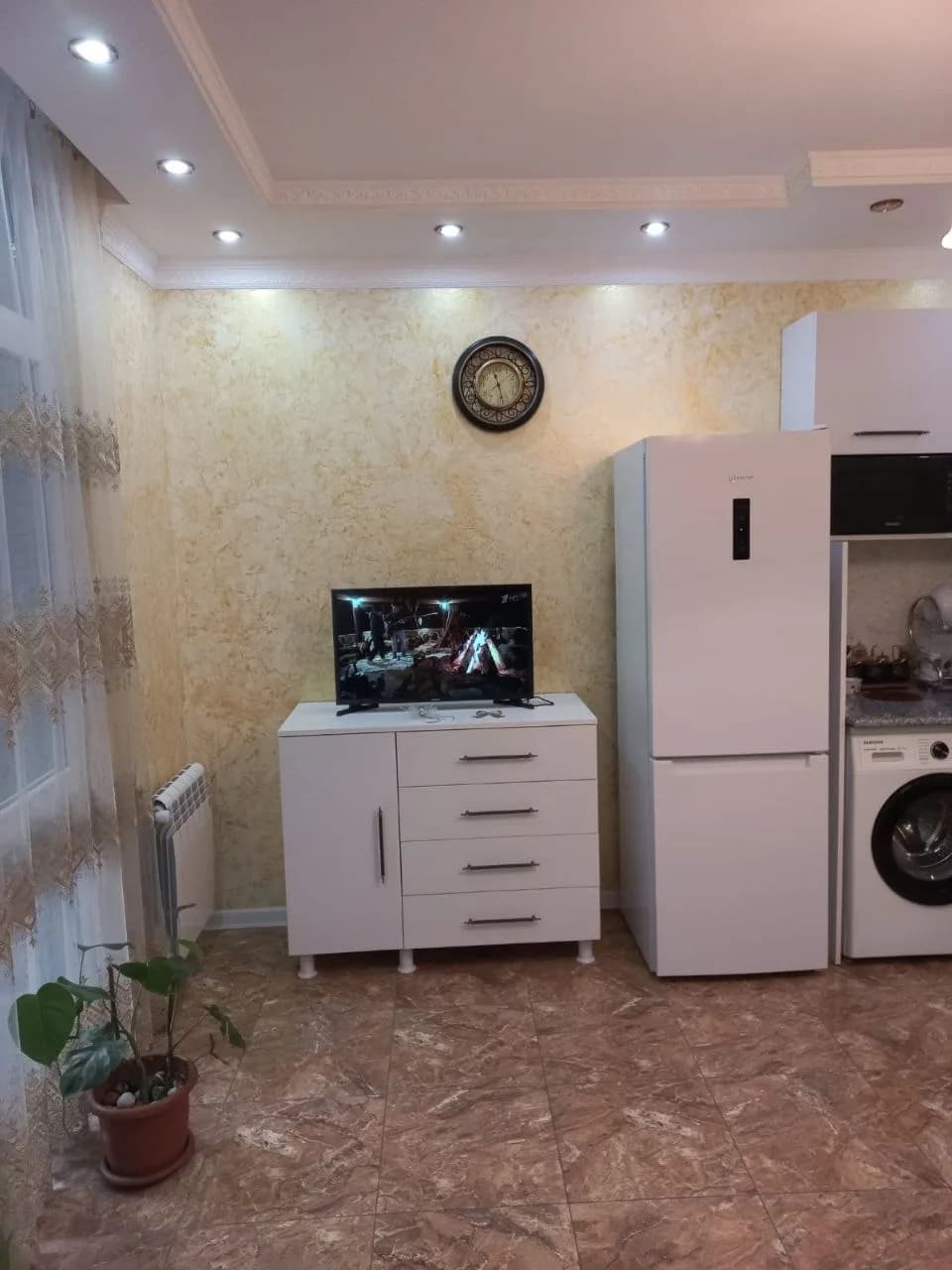 Квартира 1+1 в Батуми · Центр · 38 м² — Фото 3