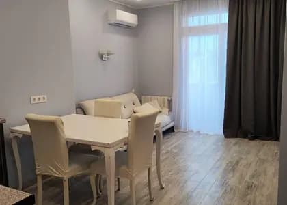 Квартира 2+1 в Батуми · Центр · 68 м²
