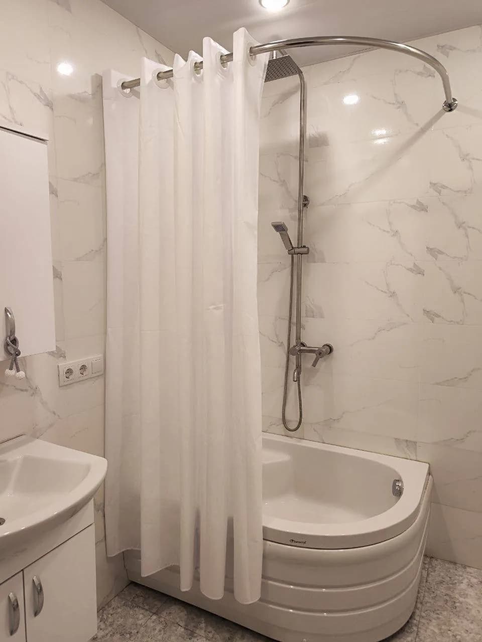 Квартира 2+1 в Батуми · Центр · 68 м² — Фото 4