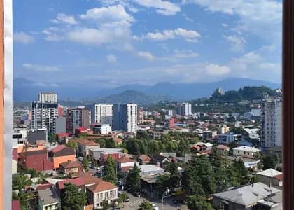 Квартира 2+1 в Батуми · Центр · 68 м²