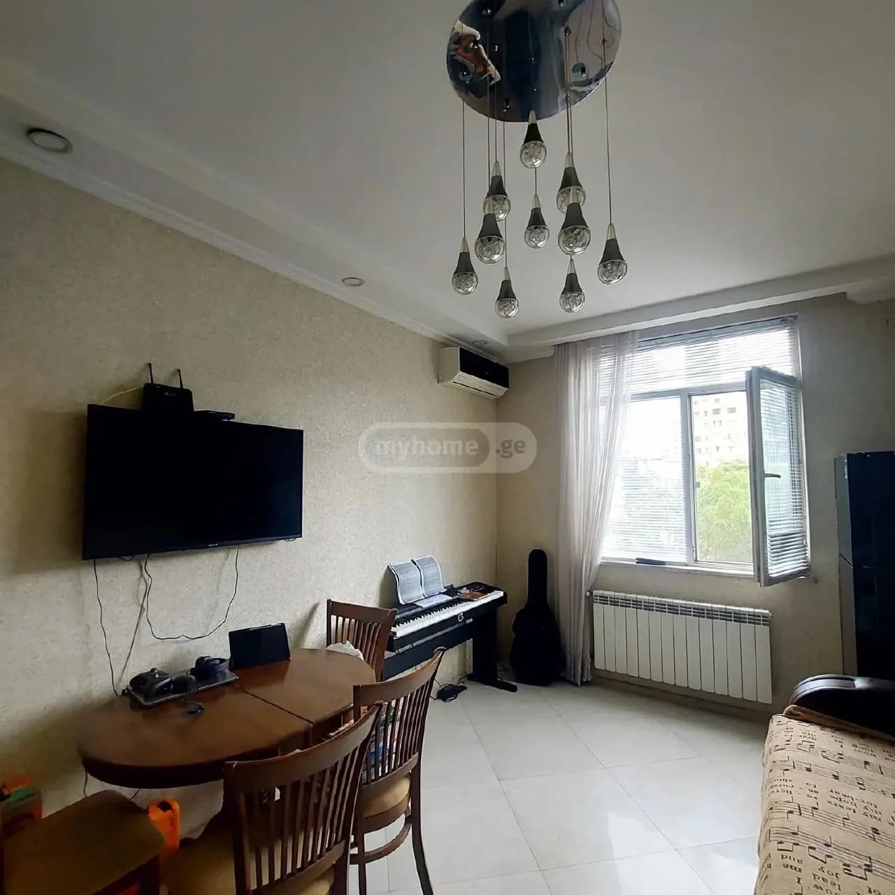 Квартира 1+1 в Батуми · Центр · 42 м² — Фото 2