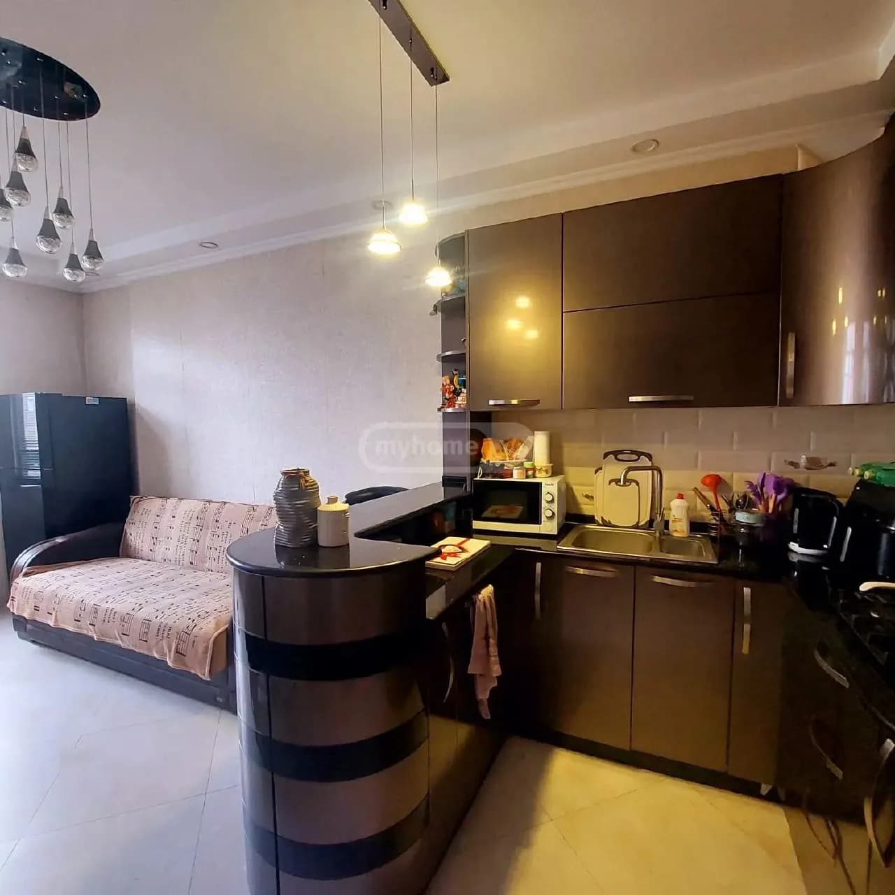 Квартира 1+1 в Батуми · Центр · 42 м² — Фото 3