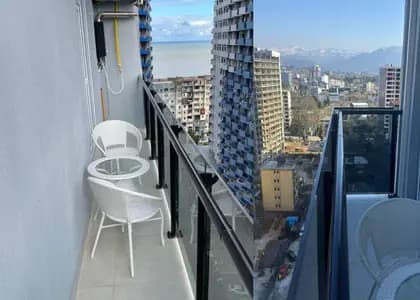 Квартира 1+1 в Батуми · Центр · 47 м²