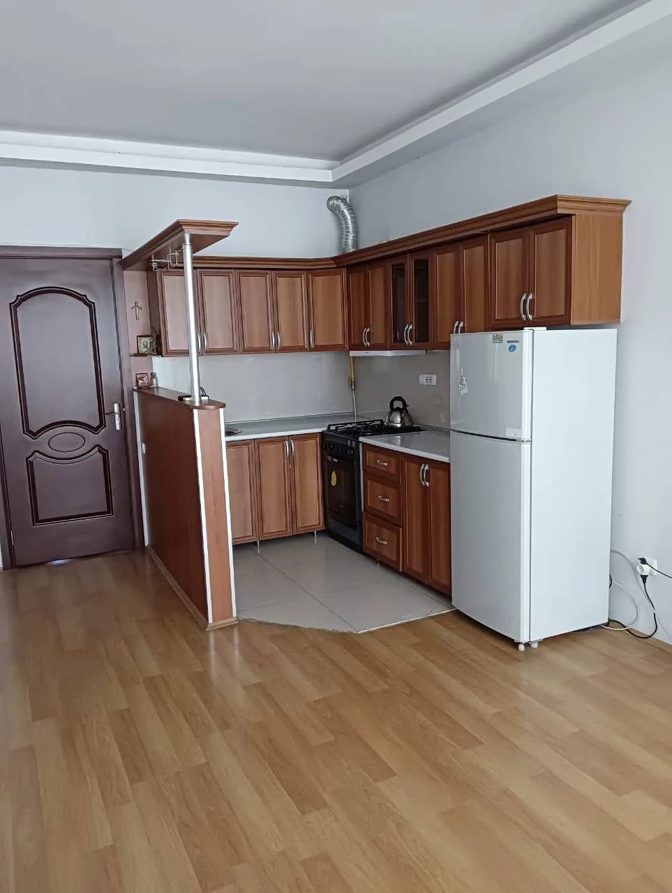 Квартира 1+1 в Батуми · Центр · 60 м² — Фото 3