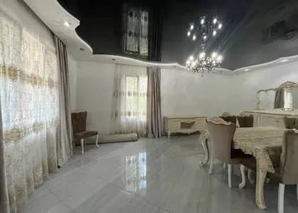Квартира 3+1 в Батуми · 200 м²