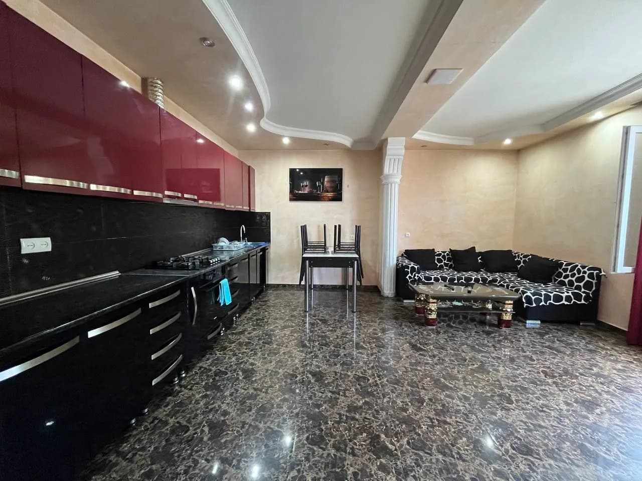 Квартира 3+1 в Батуми · 200 м² — Фото 4